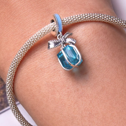 Present with Bow Dangle Charm